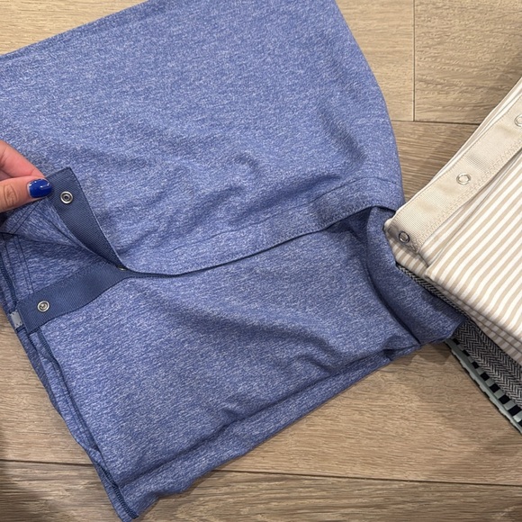 Bundle of 4 lululemon scarves - Picture 6 of 6